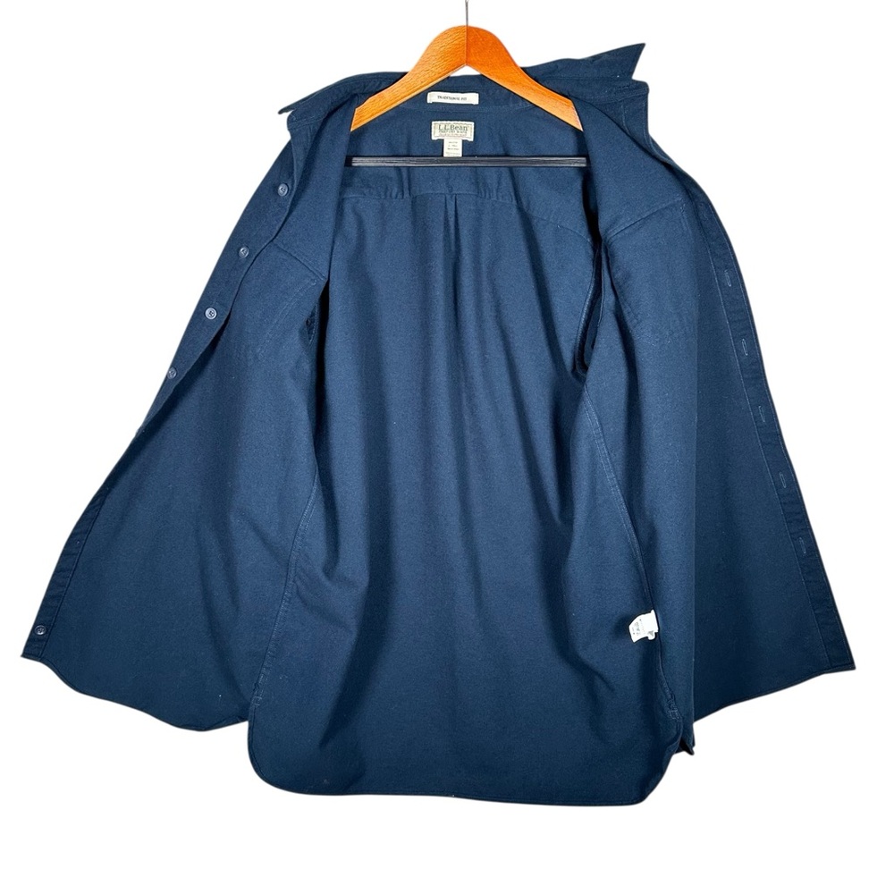 L.L.BEAN Heavy Chamois Cloth Flannel Traditional Fit Shacket in navy - Picture 7 of 10
